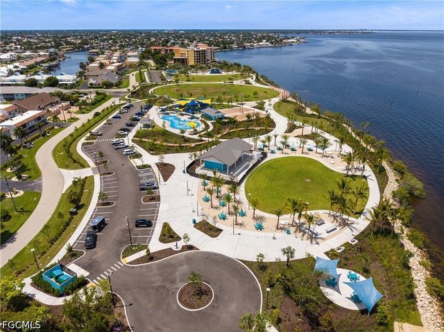 1612 SE 41st ST, Cape Coral, FL 33904