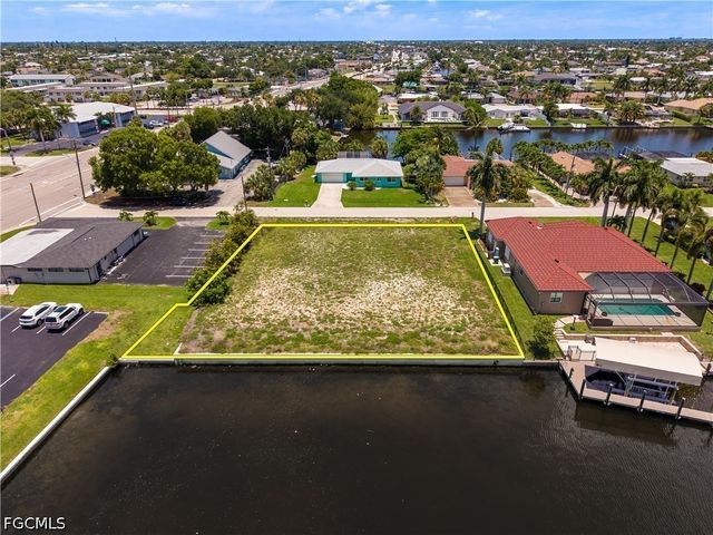1612 SE 41st ST, Cape Coral, FL 33904