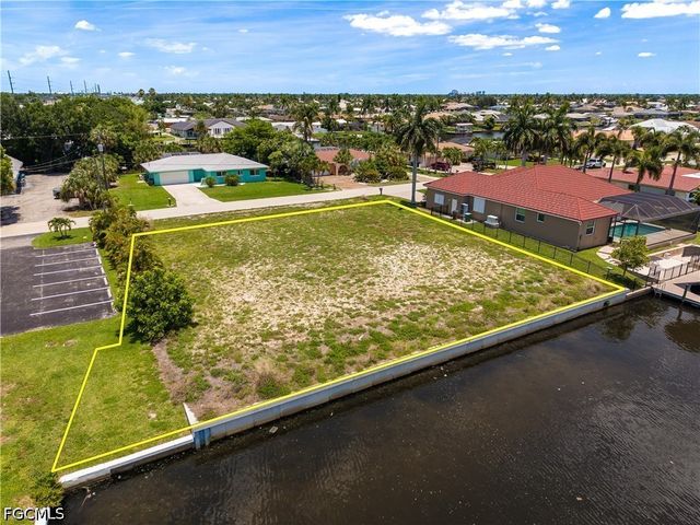 1612 SE 41st ST, Cape Coral, FL 33904