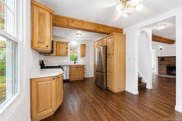 49 Longfellow Drive, Carmel, NY 10512