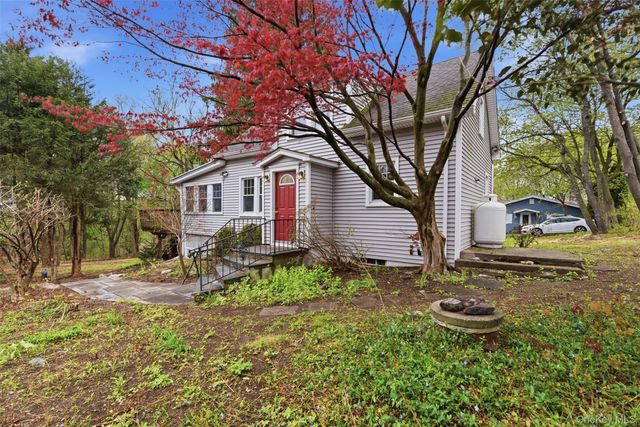49 Longfellow Drive, Carmel, NY 10512