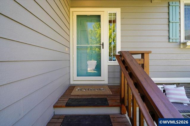 2654 Red Oak St NW, Albany, OR 97321