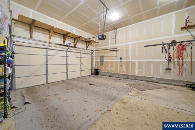 2654 Red Oak St NW, Albany, OR 97321