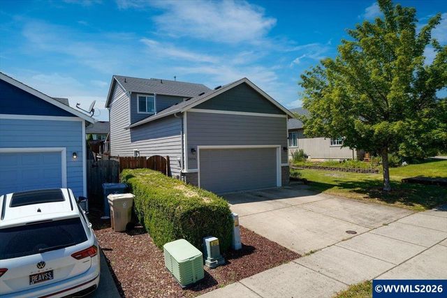 2654 Red Oak St NW, Albany, OR 97321