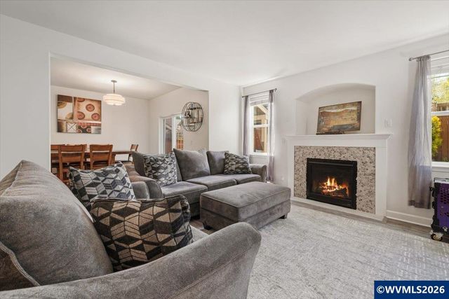 2654 Red Oak St NW, Albany, OR 97321