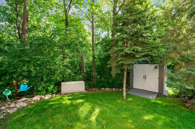 19402 Carson Circle NW, Elk River, MN 55330