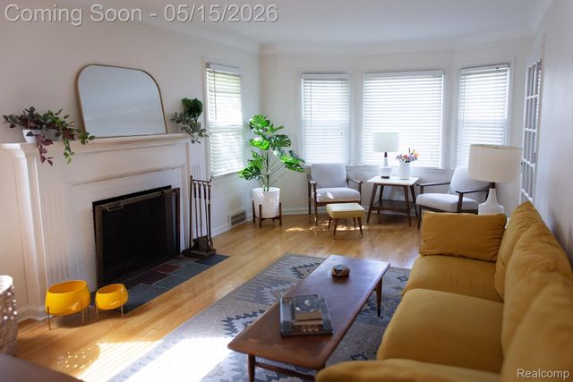 505 Catalpa Drive, Royal Oak, MI 48067