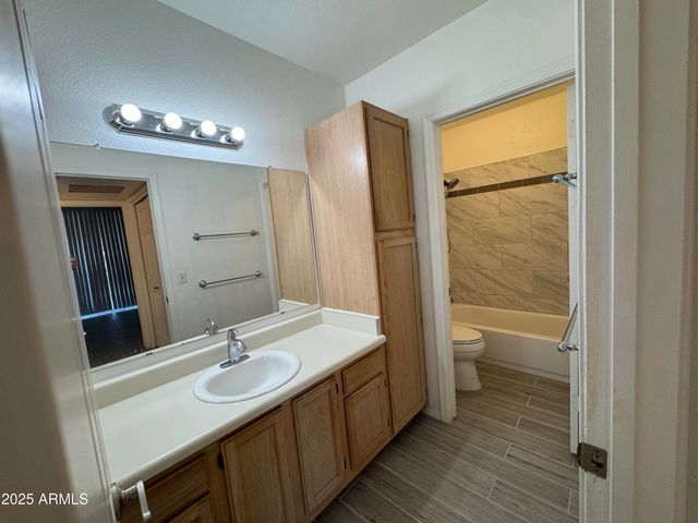 1825 W RAY Road 1083, Chandler, AZ 85224