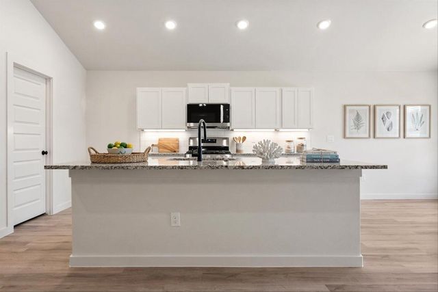 2403 Bryan Avenue, Wolfforth, TX 79382