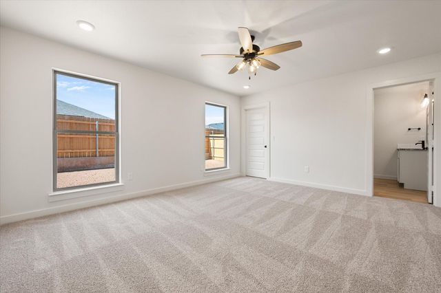 2403 Bryan Avenue, Wolfforth, TX 79382