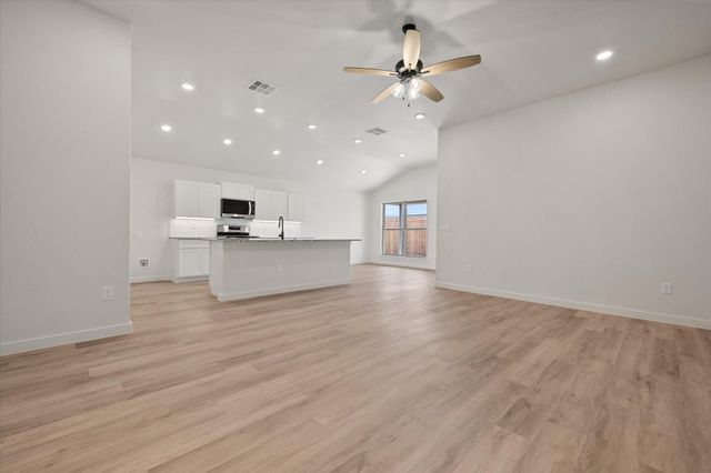 2403 Bryan Avenue, Wolfforth, TX 79382