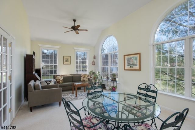 2 Ridge Rd, Green Brook Twp., NJ 08812