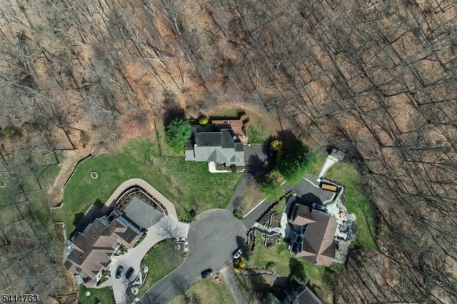 2 Ridge Rd, Green Brook Twp., NJ 08812