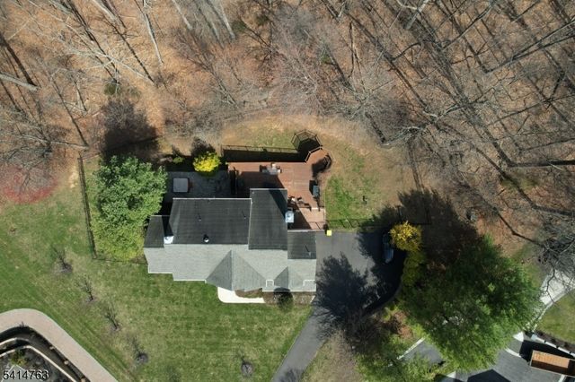 2 Ridge Rd, Green Brook Twp., NJ 08812