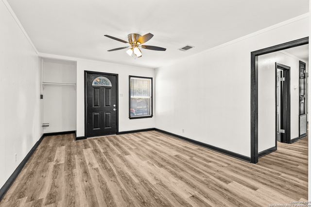 115 Robeson, San Antonio, TX 78220