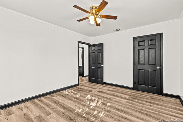 115 Robeson, San Antonio, TX 78220