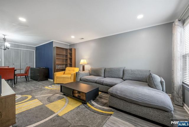 2014 Beatrice Court 2014, Mahwah, NJ 07430