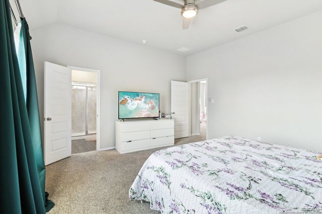 10514 GREEN LAKE DR, San Antonio, TX 78223