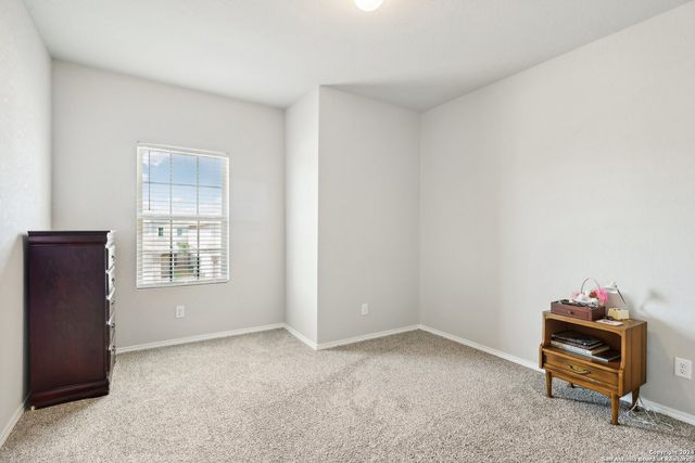 10514 GREEN LAKE DR, San Antonio, TX 78223