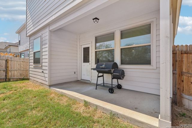 10514 GREEN LAKE DR, San Antonio, TX 78223