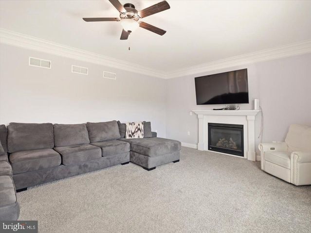 2006 JELENA ROAD, Shippensburg, PA 17257
