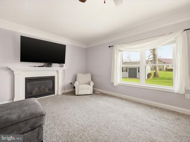 2006 JELENA ROAD, Shippensburg, PA 17257