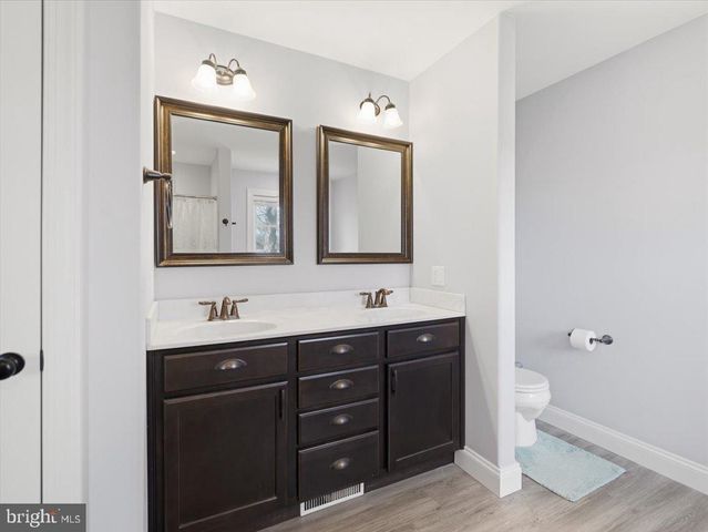 2006 JELENA ROAD, Shippensburg, PA 17257