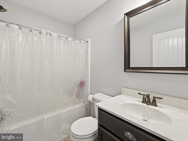 2006 JELENA ROAD, Shippensburg, PA 17257