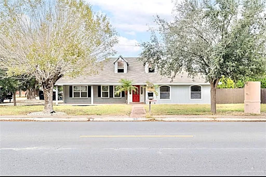 726 W Kelly Avenue, Pharr, TX 78577
