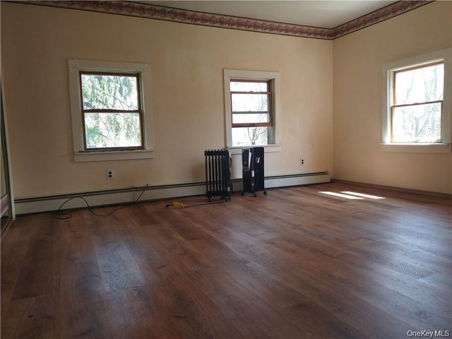 29 Grand Street, Wurtsboro, NY 12790