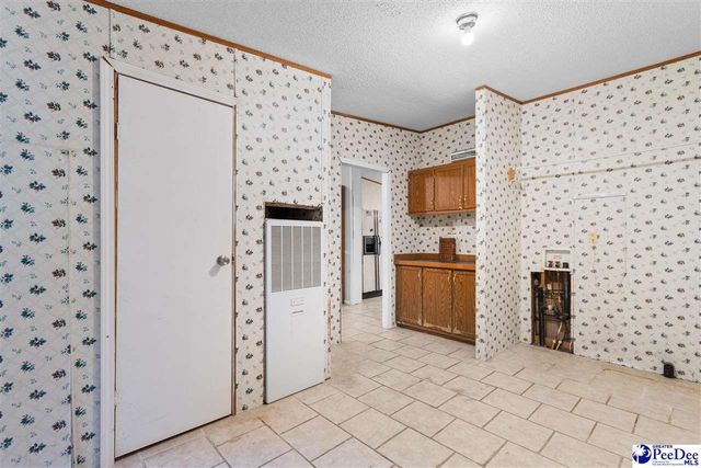 1903 Mercedes Way, Florence, SC 29506