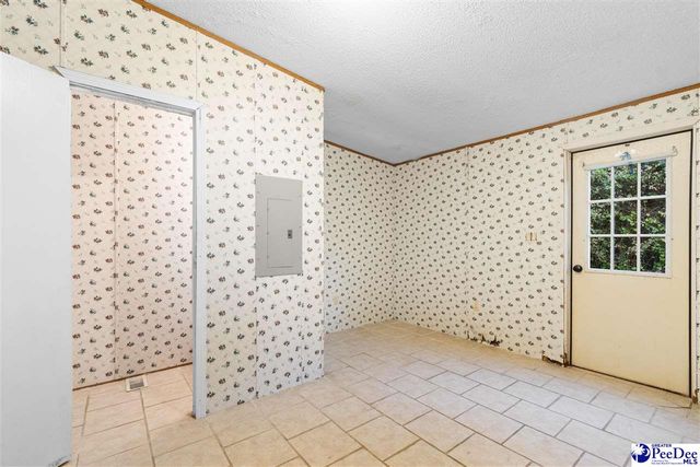 1903 Mercedes Way, Florence, SC 29506