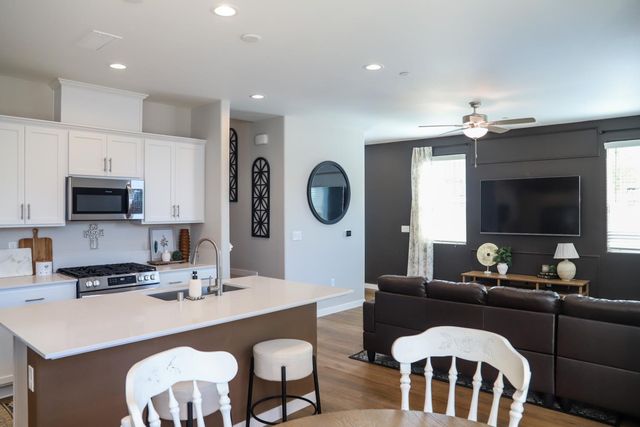 612 Josephine Avenue, Madera, CA 93636