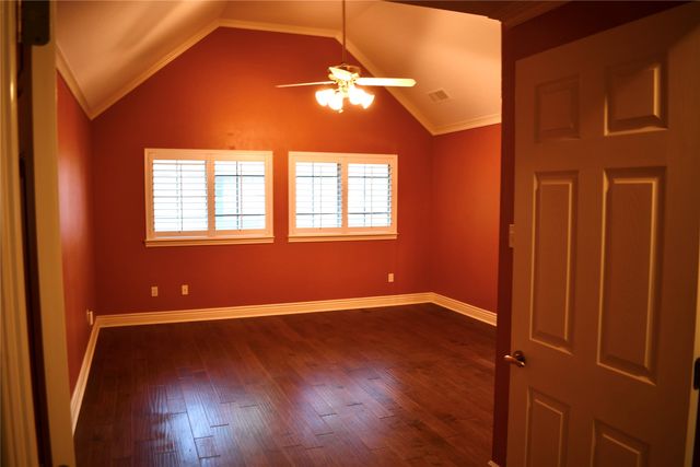 908 Mccoy Drive, Irving, TX 75062