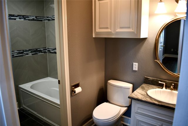 908 Mccoy Drive, Irving, TX 75062