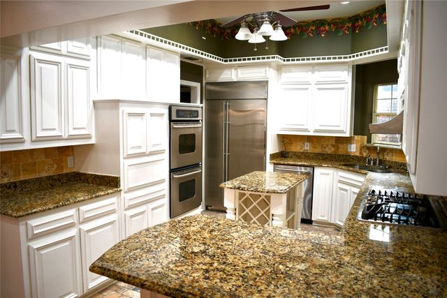 908 Mccoy Drive, Irving, TX 75062