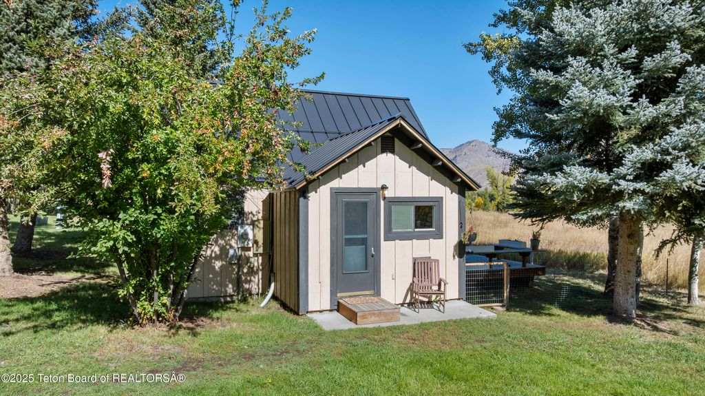 1325 MUNGER MOUNTAIN Road, Jackson, WY 83001 photo 35