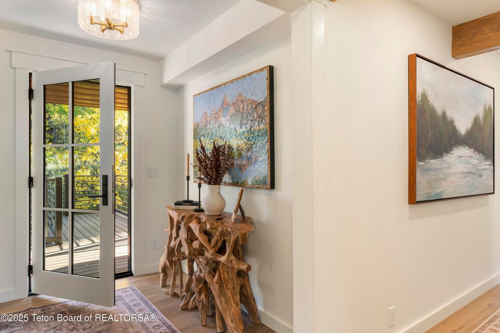 1325 MUNGER MOUNTAIN Road, Jackson, WY 83001 photo 6