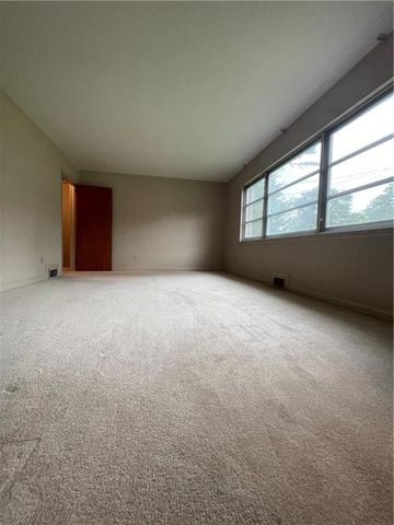 1818 Briarlake Circle, Decatur, GA 30033