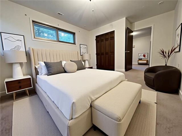 1818 Briarlake Circle, Decatur, GA 30033