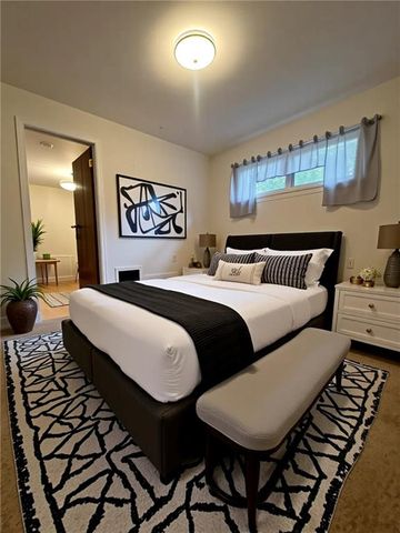 1818 Briarlake Circle, Decatur, GA 30033