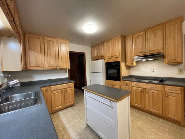 1818 Briarlake Circle, Decatur, GA 30033