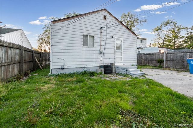 21034 Audrey Avenue, Warren, MI 48091