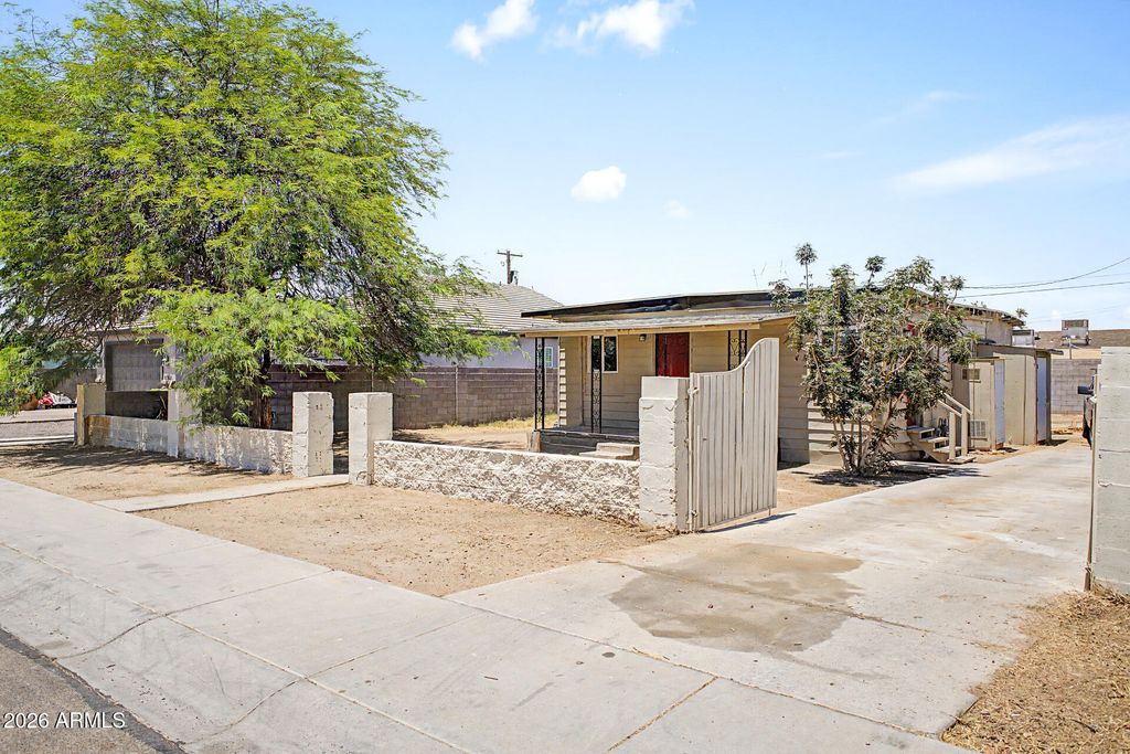 10944 W DURANGO Street, Avondale, AZ 85323 — photo 2