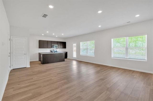 107 Lavender Circle, Calhoun, GA 30701