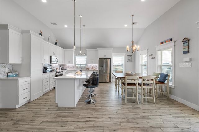 18035 Shaman Drive, Galveston, TX 77554