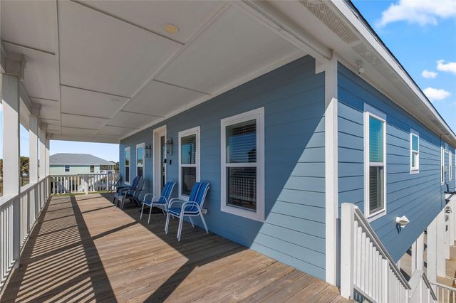 18035 Shaman Drive, Galveston, TX 77554