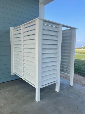 18035 Shaman Drive, Galveston, TX 77554