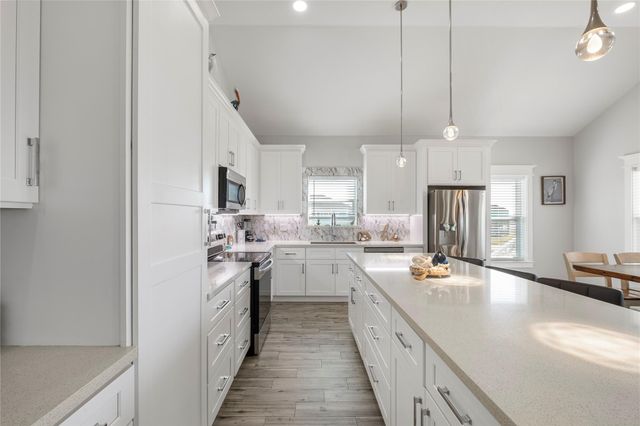 18035 Shaman Drive, Galveston, TX 77554