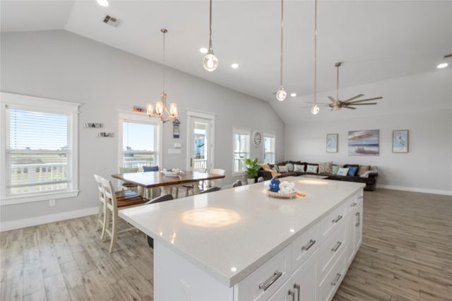 18035 Shaman Drive, Galveston, TX 77554